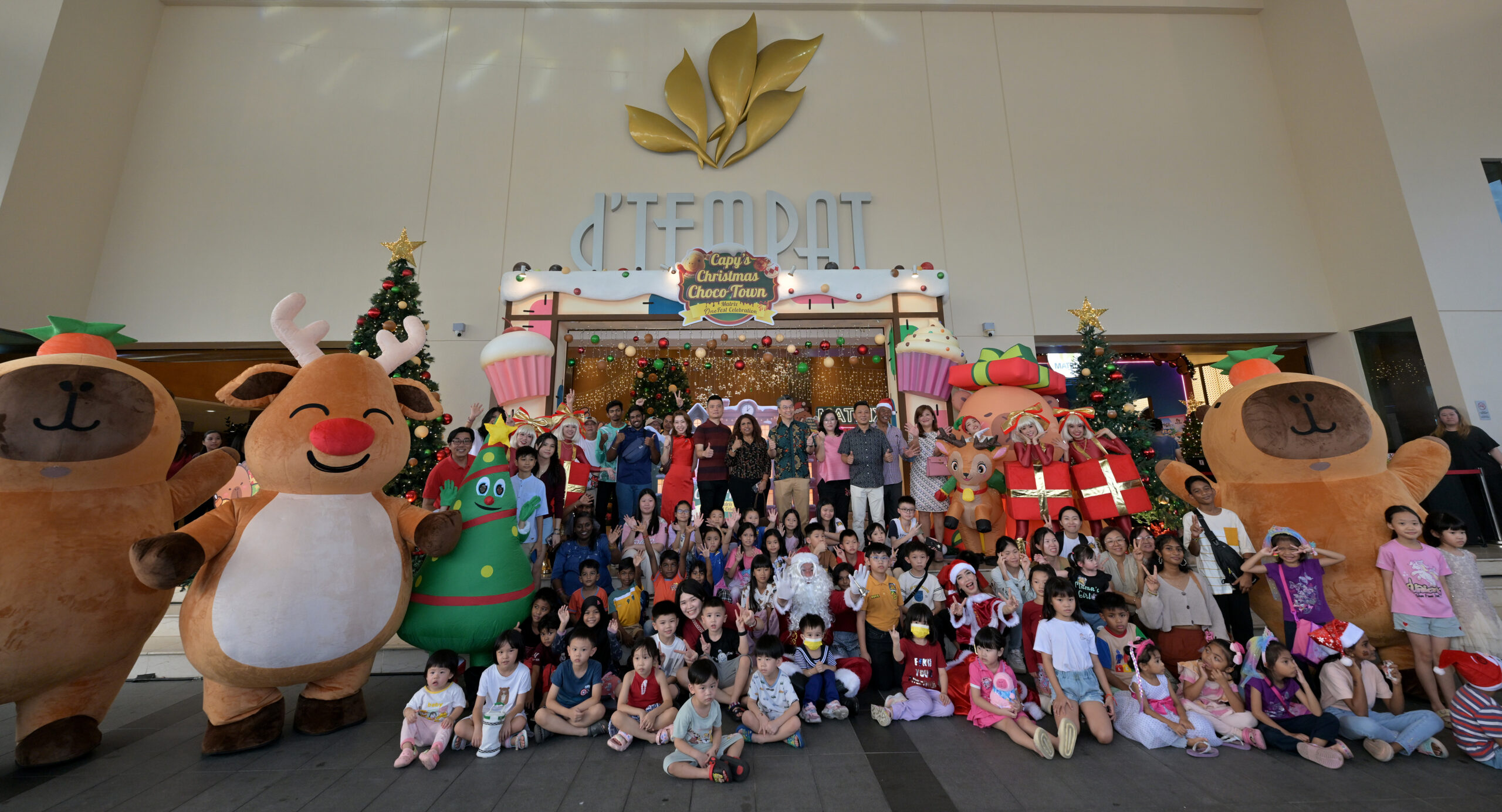 Matrix Concepts spreads festive cheer through “School’s Out, It’s The Holidays!” Christmas CSR for B40 Families